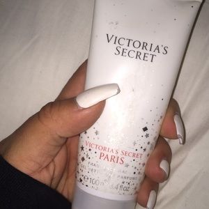 Victoria’s Secret PARIS Shower Gel